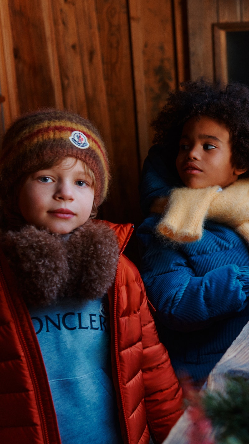 Moncler Niños: Nueva Selección Destacada